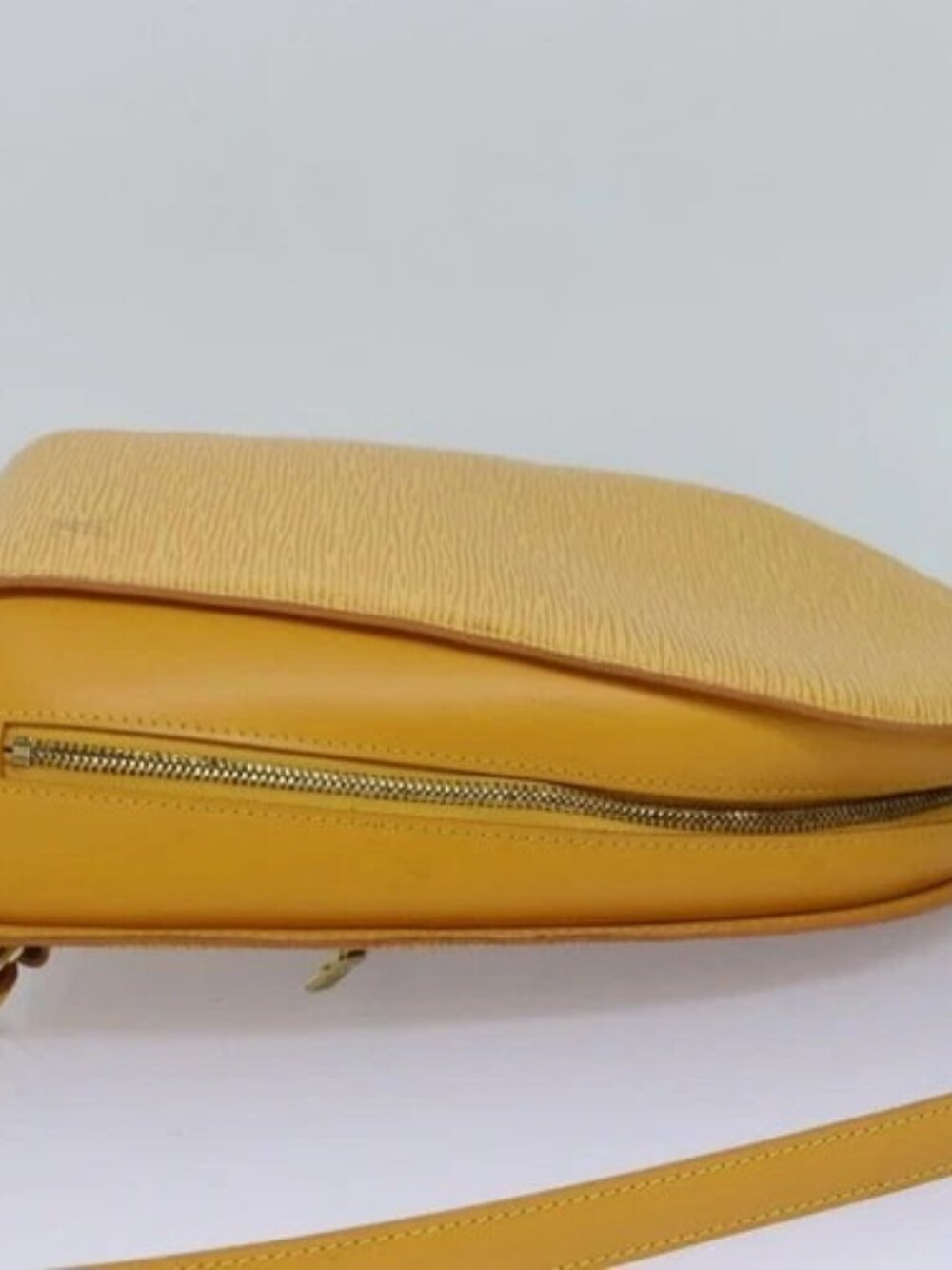 LOUIS VUITTON Epi Mabillon Backpack Yellow M52239 LV Auth 82929A - Picture 4 of 16